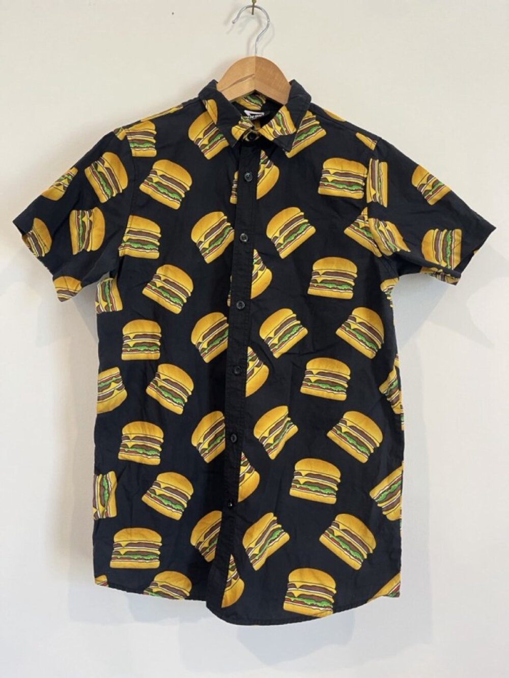 In-N-Out Burger Double-Double Button Up Shirt Men's L
